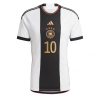 Camiseta Alemania Serge Gnabry #10 Primera Equipación Replica Mundial 2022 mangas cortas